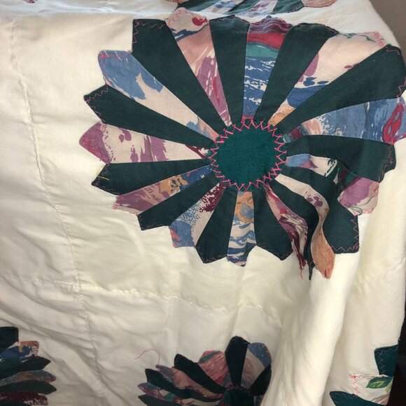 COPY - Beautiful Light Weight Quilt- Handmade 100 by 80" - Picture 3 of 8